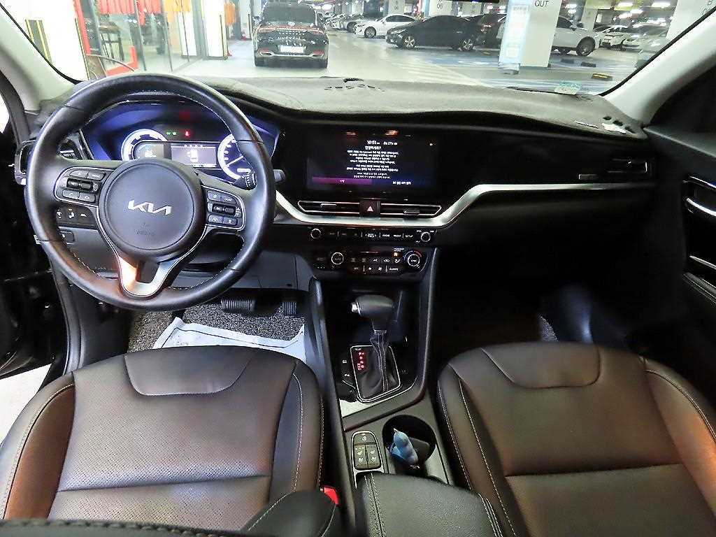 KIA Niro - Vista 10