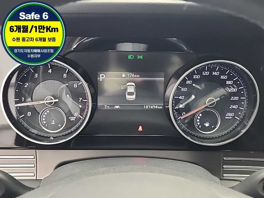 HYUNDAI Grandeur - Vista 6