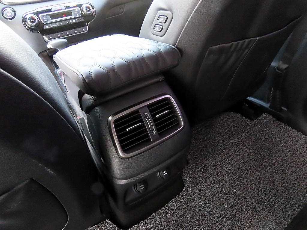 KIA Sorento 2018 Negro - Importación desde Corea - HF Imports Iquique - Foto 15