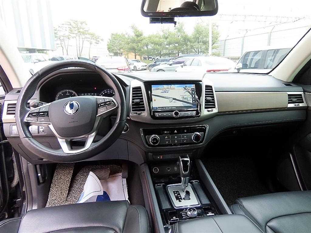 Ssangyong Rexton - Vista 7