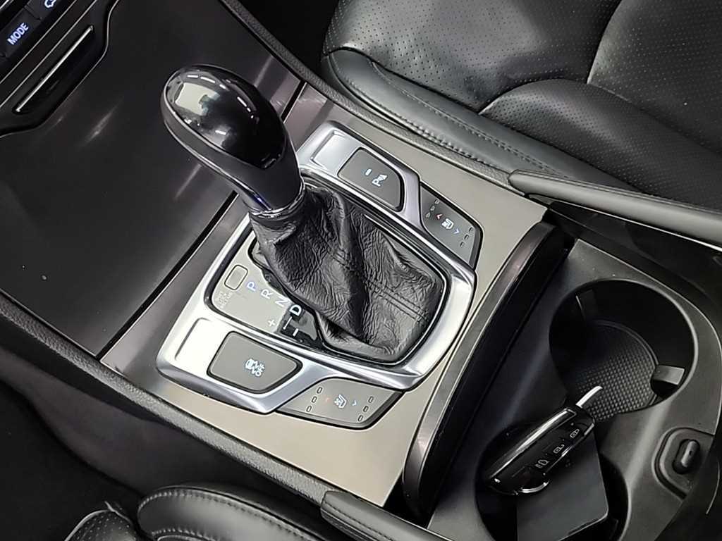 HYUNDAI Grandeur - Vista 8