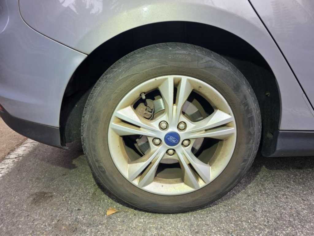 Ford Focus - Vista 6