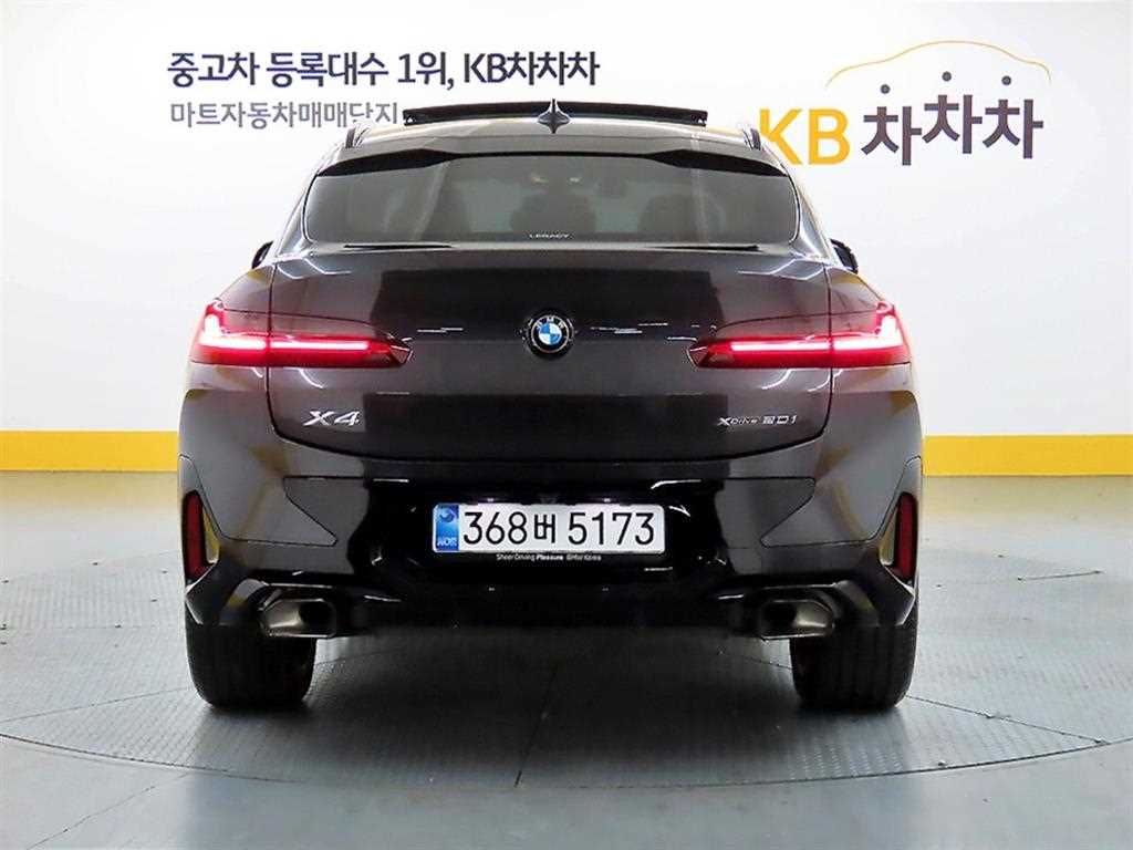 BMW X4 - Vista 4
