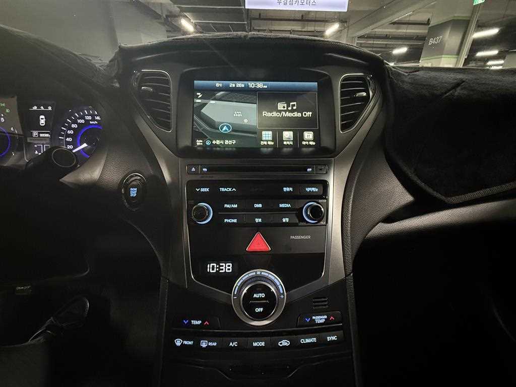 HYUNDAI Grandeur 2016 Blanco - Importación desde Corea - HF Imports Iquique - Foto 16