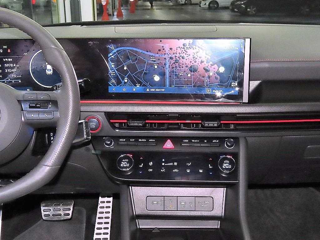 HYUNDAI Sonata - Vista 11