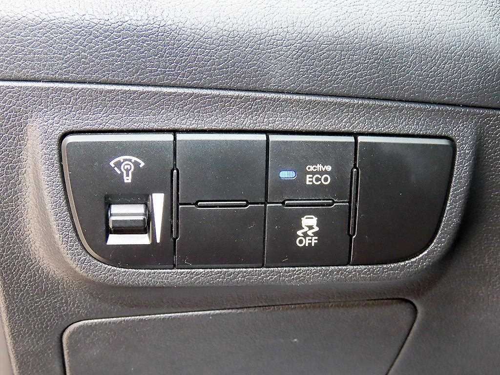 HYUNDAI Veloster - Vista 12