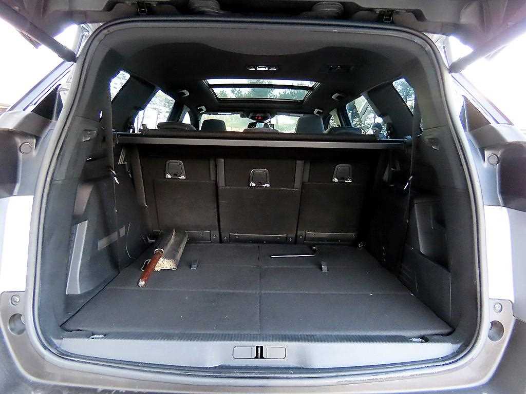 Peugeot 5008 2018 Gris - Importación desde Corea - HF Imports Iquique - Foto 18