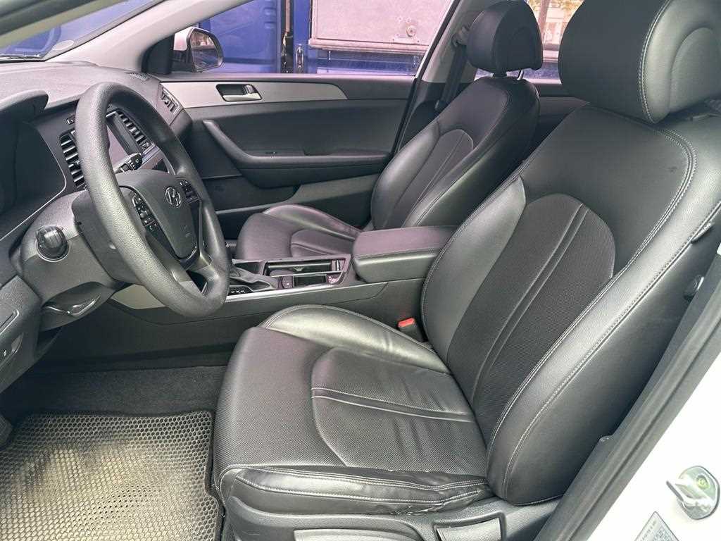 HYUNDAI Sonata - Vista 11