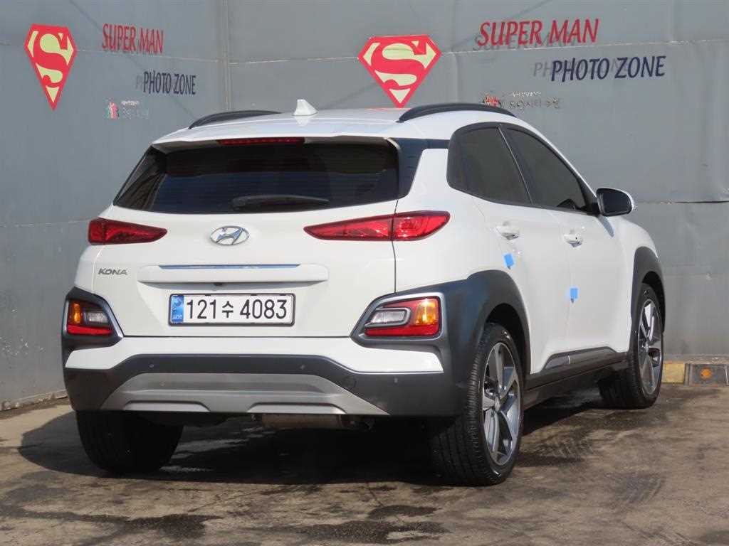 HYUNDAI Kona - Vista 3