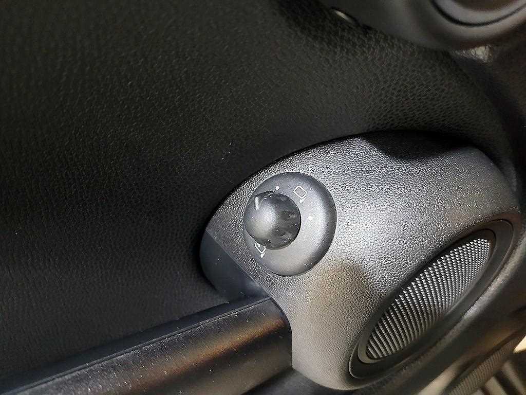 Mini Clubman 2014 the color of pearl - Importación desde Corea - HF Imports Iquique - Foto 14