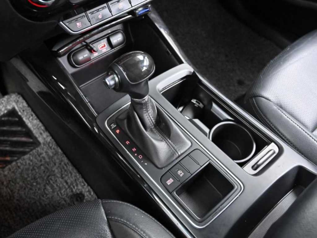 KIA Sorento - Vista 9