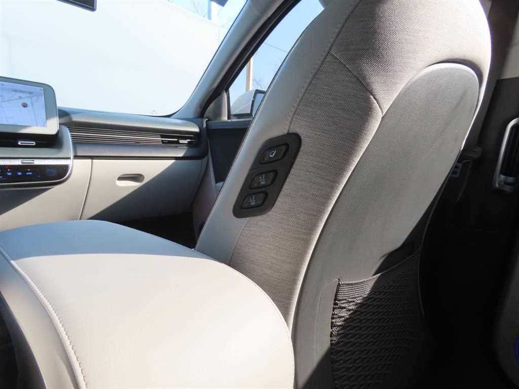 HYUNDAI Ioniq 5 - Vista 8