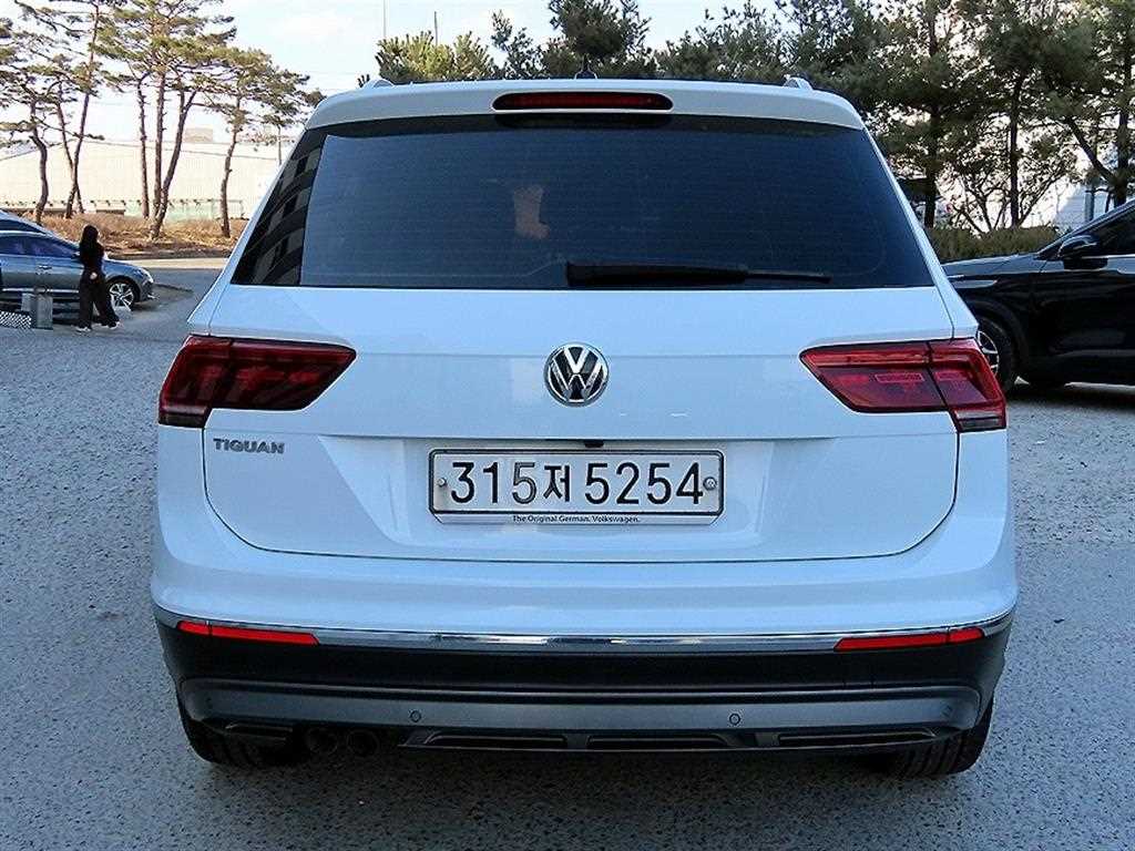 Volkswagen Tiguan - Vista 4