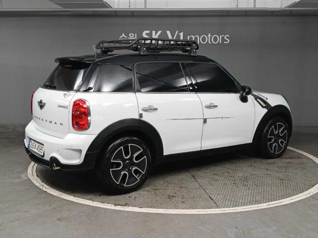 Mini Countryman - Vista 5