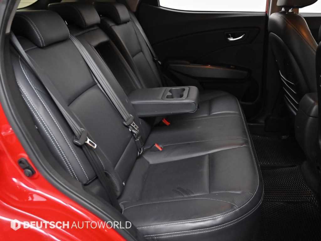 Ssangyong Tivoli - Vista 12