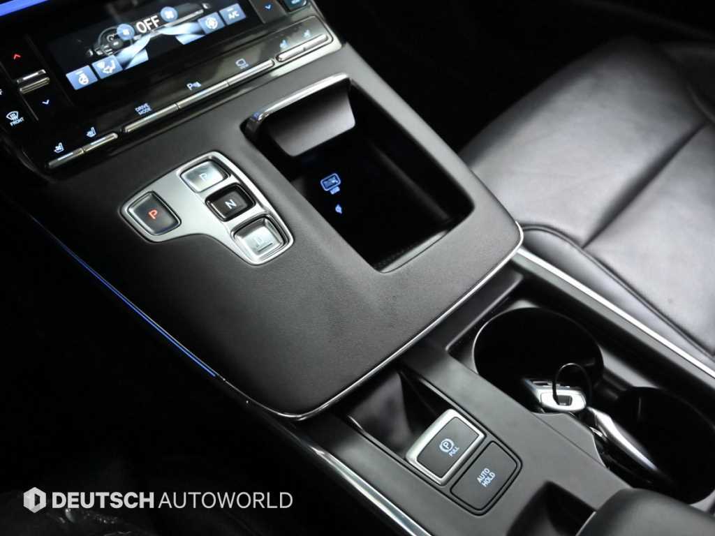 HYUNDAI Grandeur - Vista 9