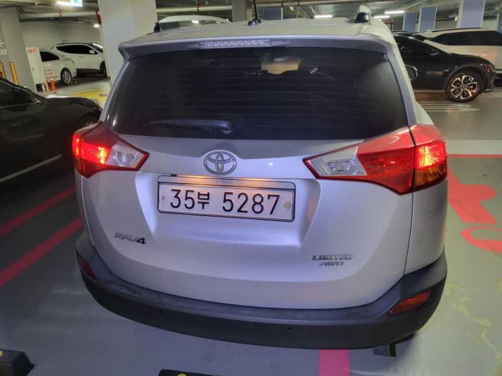 Toyota RAV4 - Vista 3