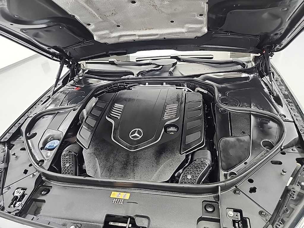 Mercedes Benz S Class - Vista 5