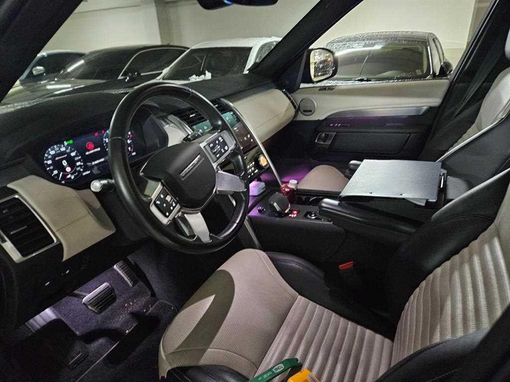 Land Rover Discovery - Vista 8