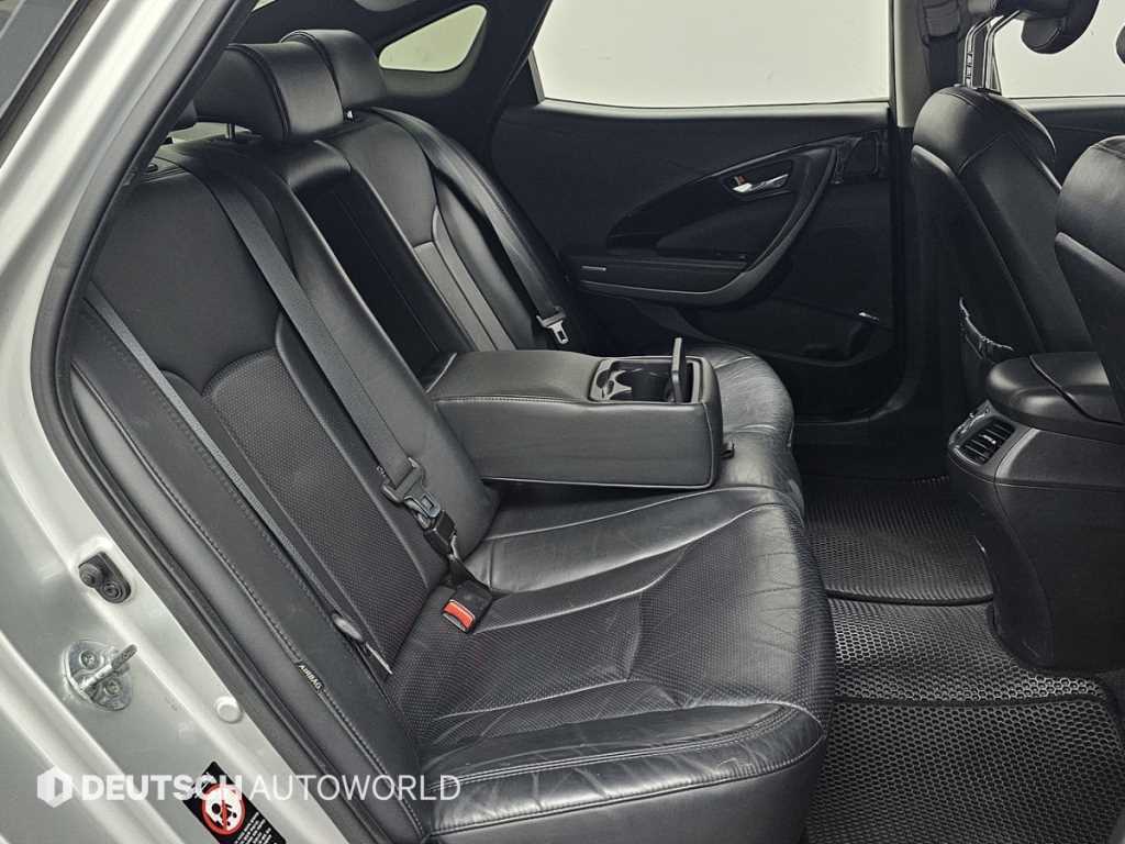 HYUNDAI Grandeur - Vista 12