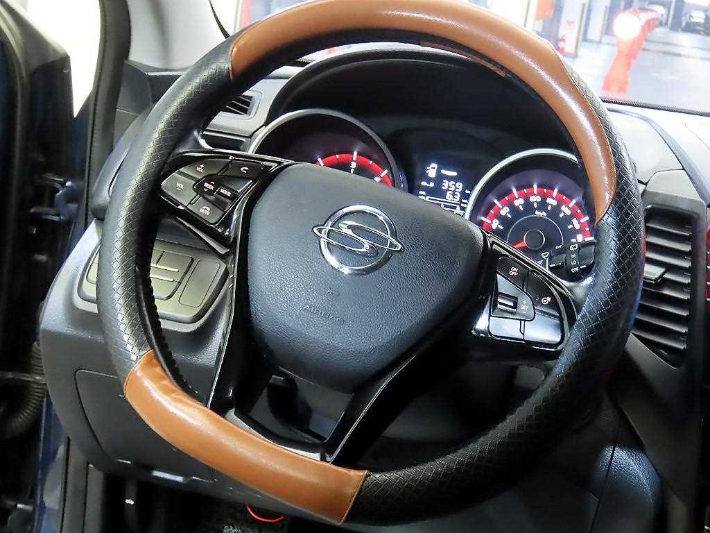 Ssangyong Tivoli - Vista 8