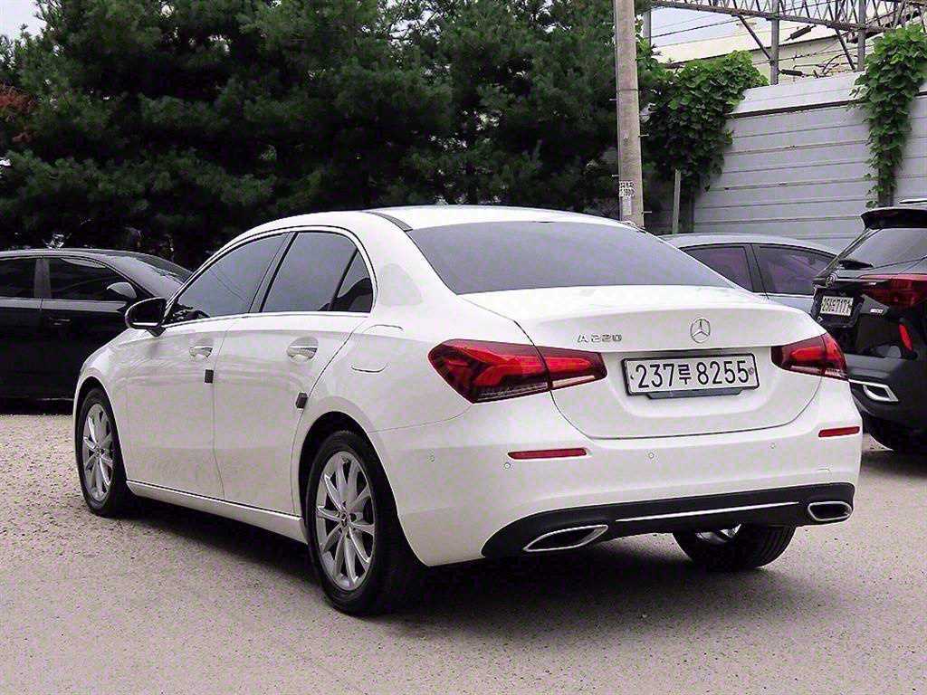 Mercedes Benz A Class - Vista 3