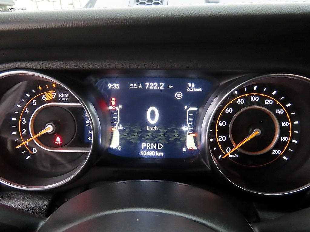 Jeep Wrangler - Vista 9