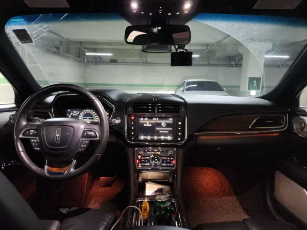 Lincoln Continental - Vista 6