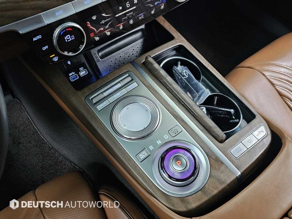 Genesis G80 - Vista 9