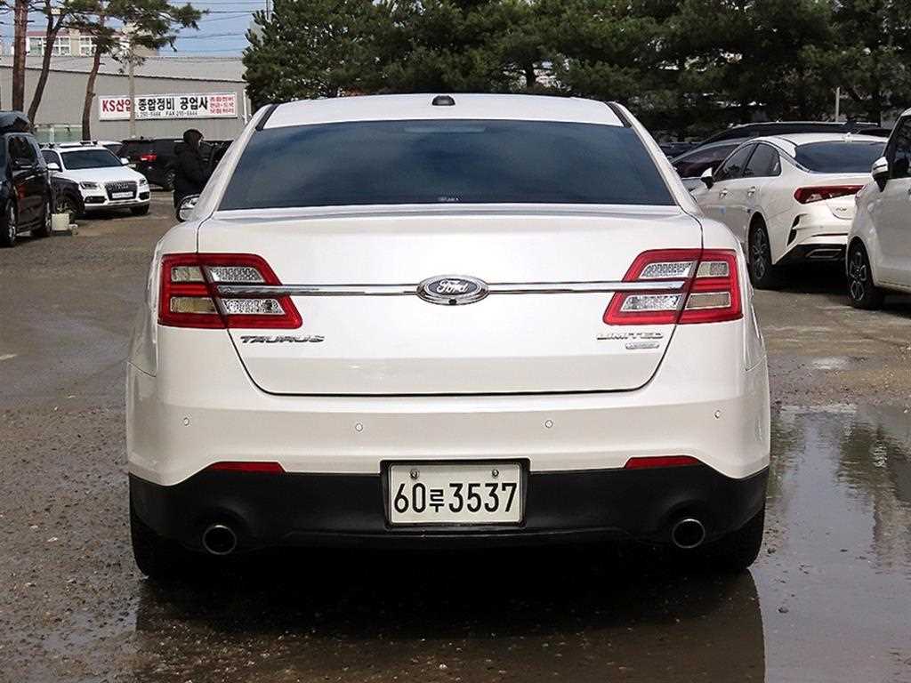 Ford Torus - Vista 4