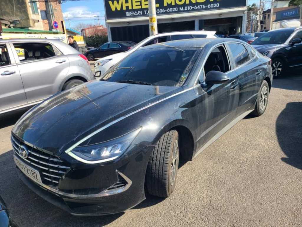 HYUNDAI Sonata - Vista 3