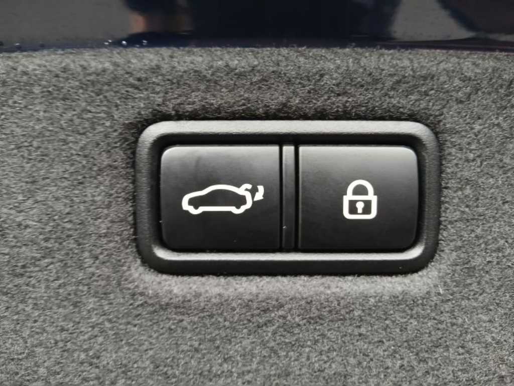 Genesis G70 2019 Negro - Importación desde Corea - HF Imports Iquique - Foto 17