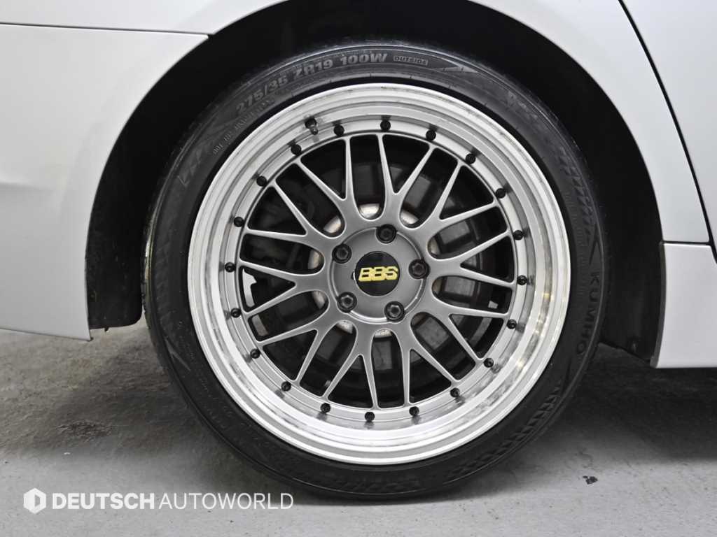 BMW 5 Series - Vista 5