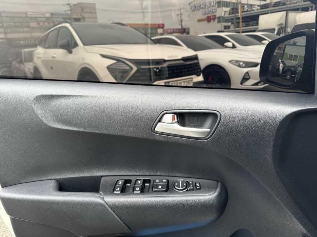 KIA Morning - Vista 11