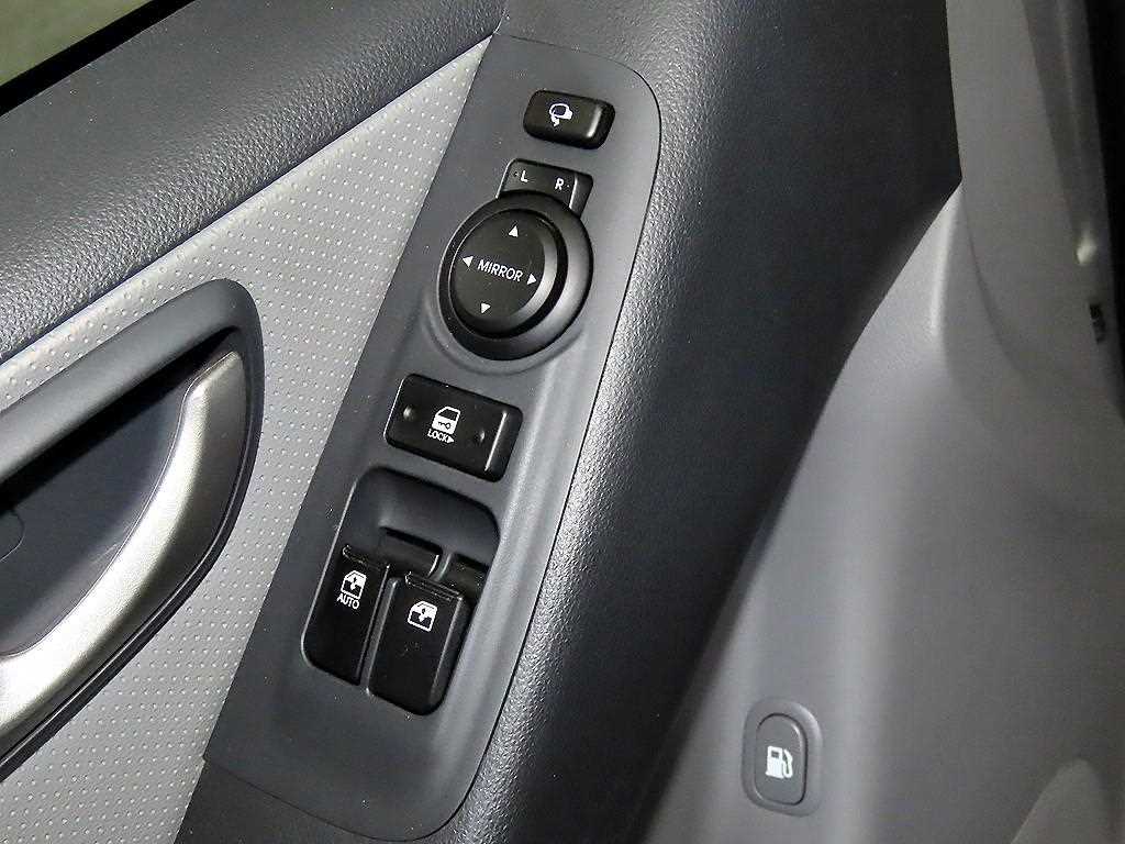 HYUNDAI Starex - Vista 12