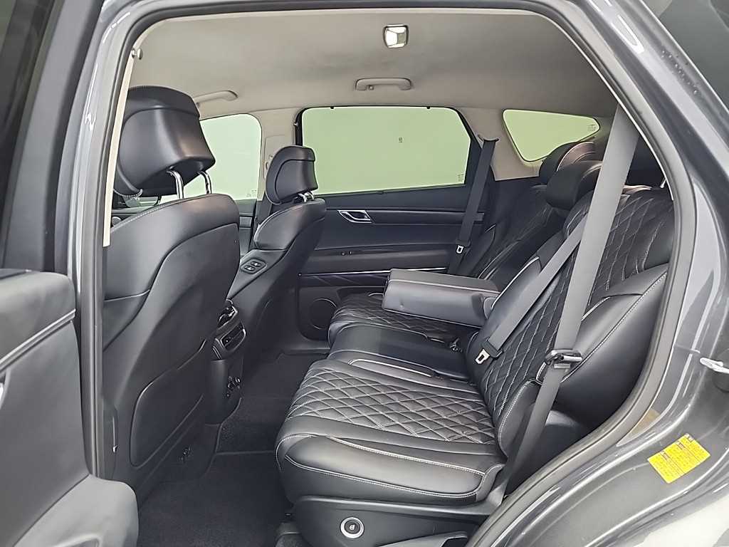 Genesis GV80 - Vista 12