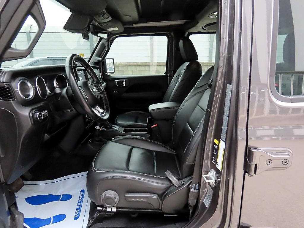 Jeep Wrangler - Vista 5