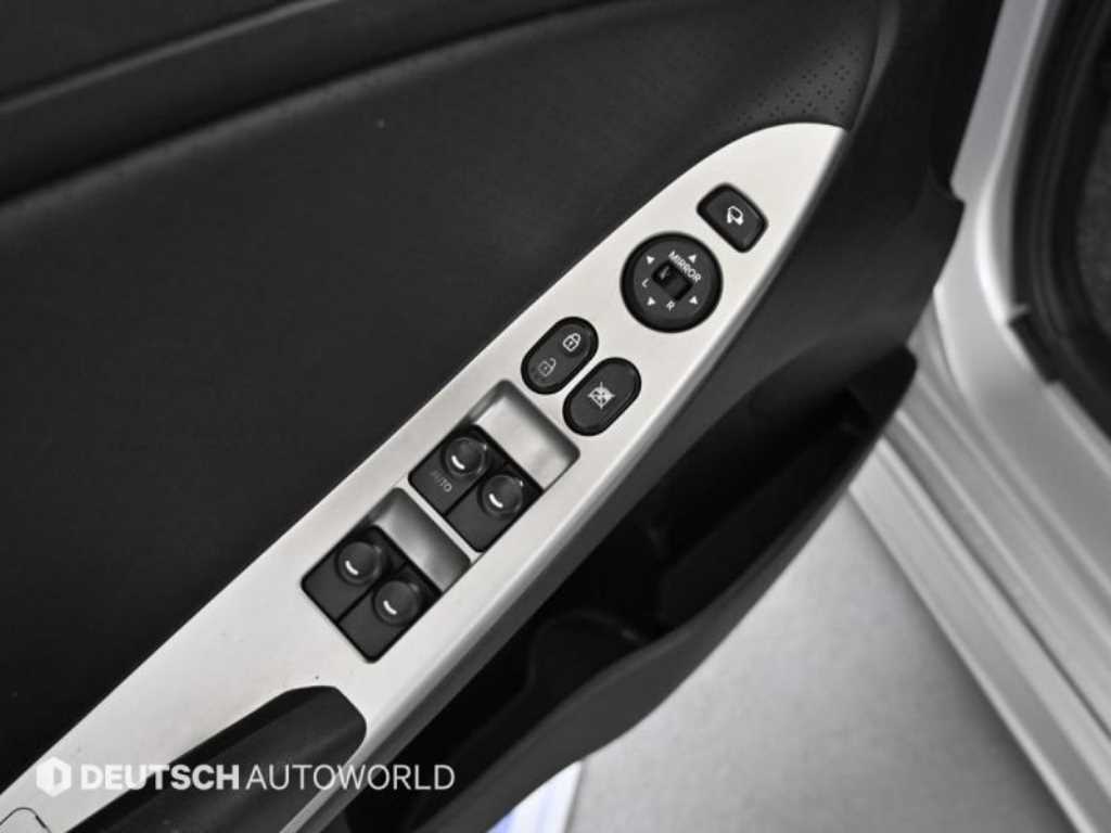 HYUNDAI Accent 2014 Plateado - Importación desde Corea - HF Imports Iquique - Foto 16