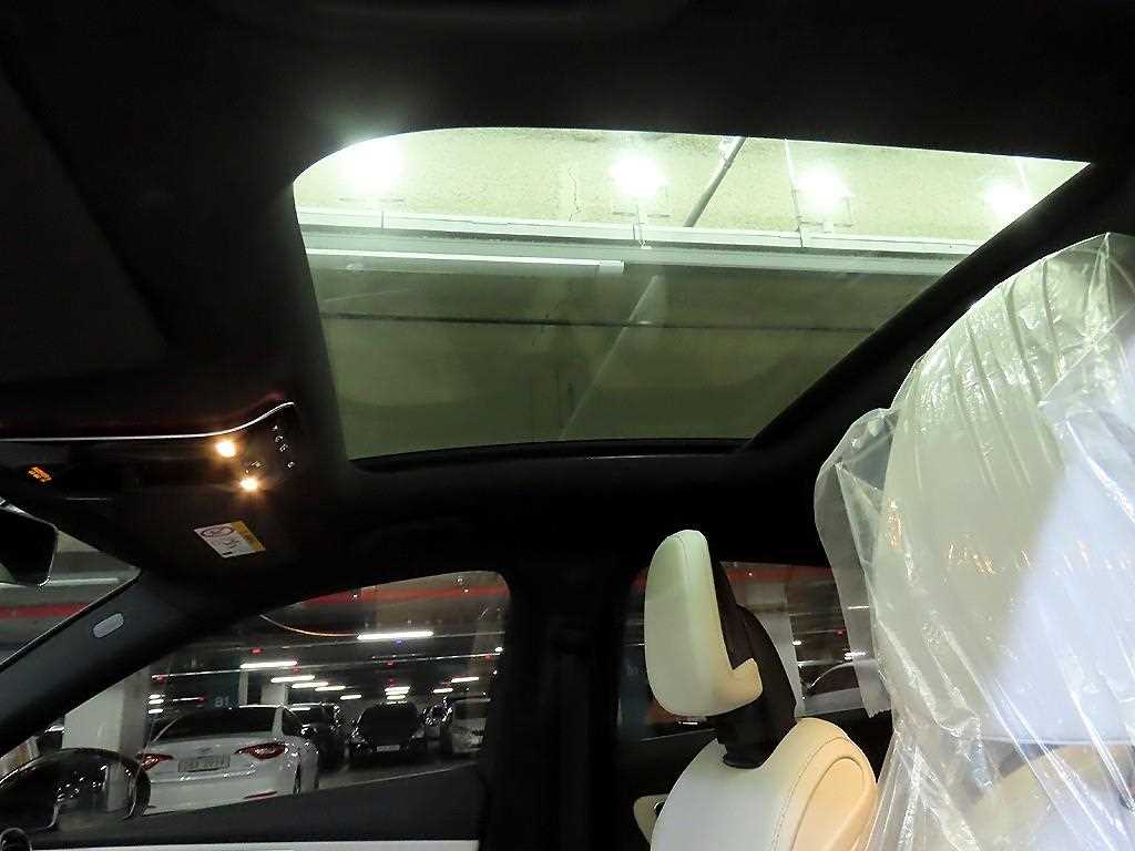 Mercedes Benz GLC Class 2024 Negro - Importación desde Corea - HF Imports Iquique - Foto 15