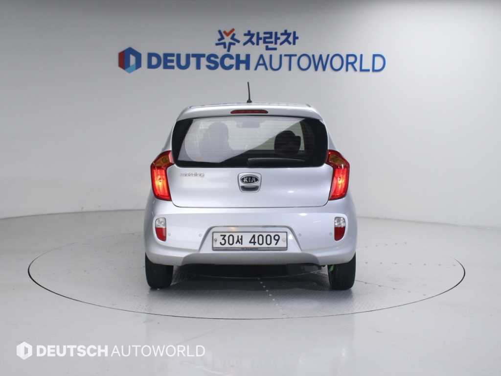 KIA Morning - Vista 4