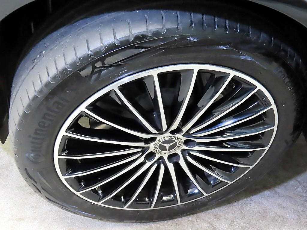 Mercedes Benz GLC Class 2024 Negro - Importación desde Corea - HF Imports Iquique - Foto 20