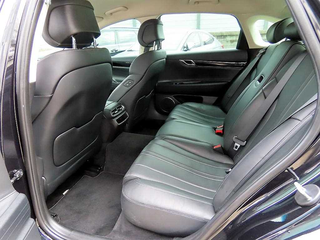 Genesis G80 - Vista 6