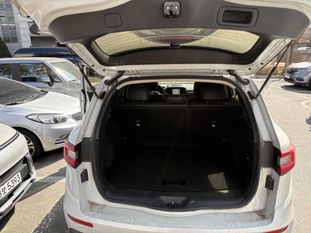 SAMSUNG QM6 2018 Blanco - Importación desde Corea - HF Imports Iquique - Foto 16