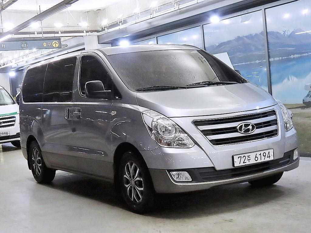 HYUNDAI Starex 2016 - Importación desde Corea - HF Imports Iquique - Foto 1