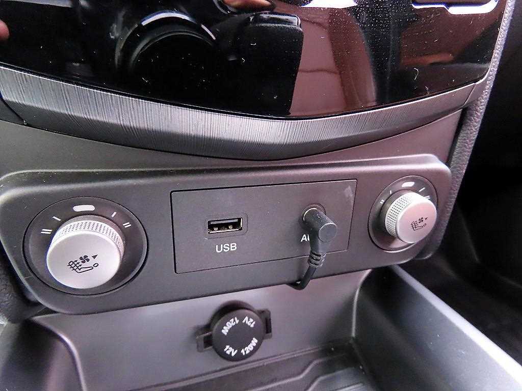 Ssangyong Tivoli 2018 Azul - Importación desde Corea - HF Imports Iquique - Foto 14