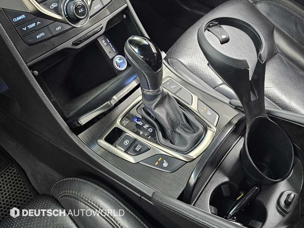 HYUNDAI Grandeur - Vista 9