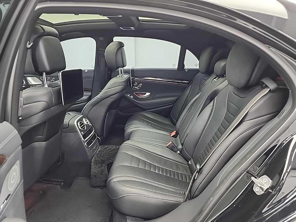 Mercedes Benz S Class - Vista 12