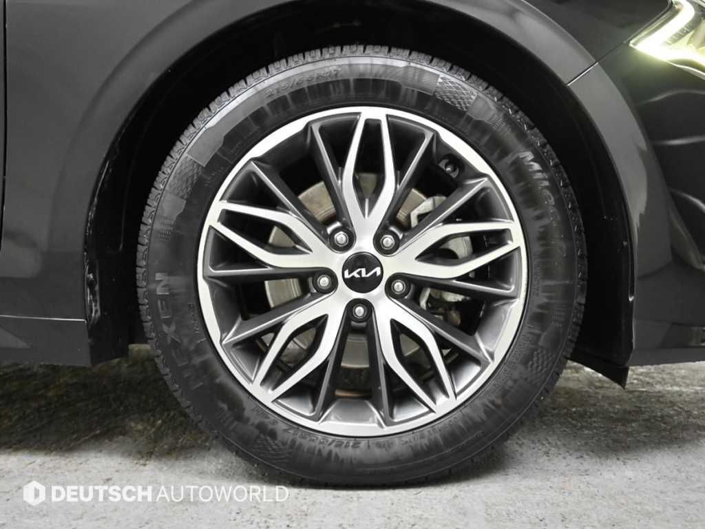KIA K5 - Vista 5