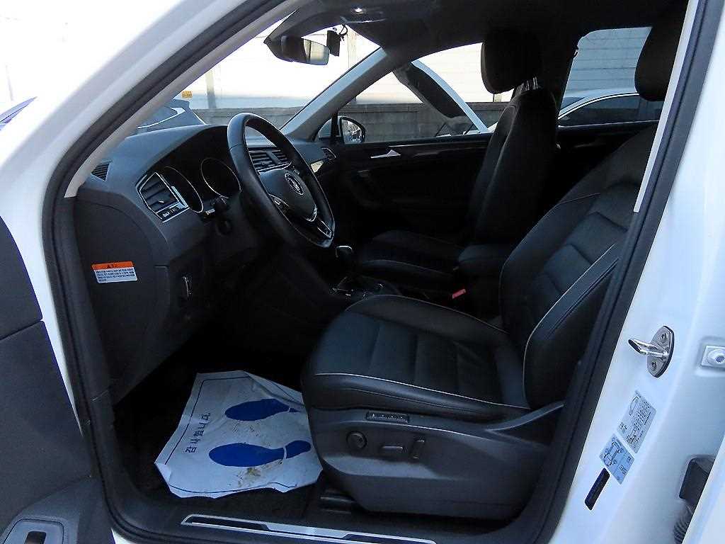 Volkswagen Tiguan - Vista 5