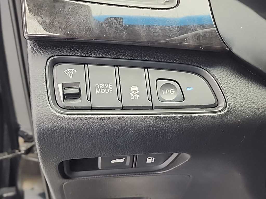 HYUNDAI Grandeur 2014 Negro - Importación desde Corea - HF Imports Iquique - Foto 18